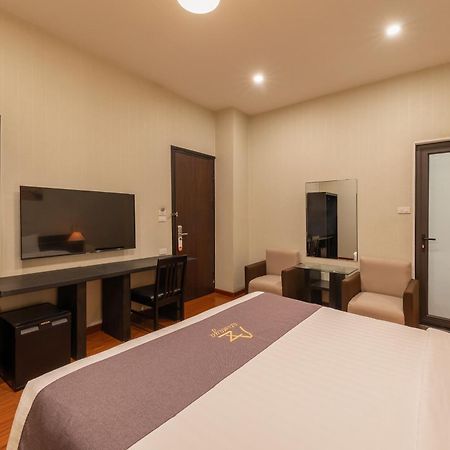 Azumaya Hotel Hai Ba Trung 1 Hanoi Esterno foto